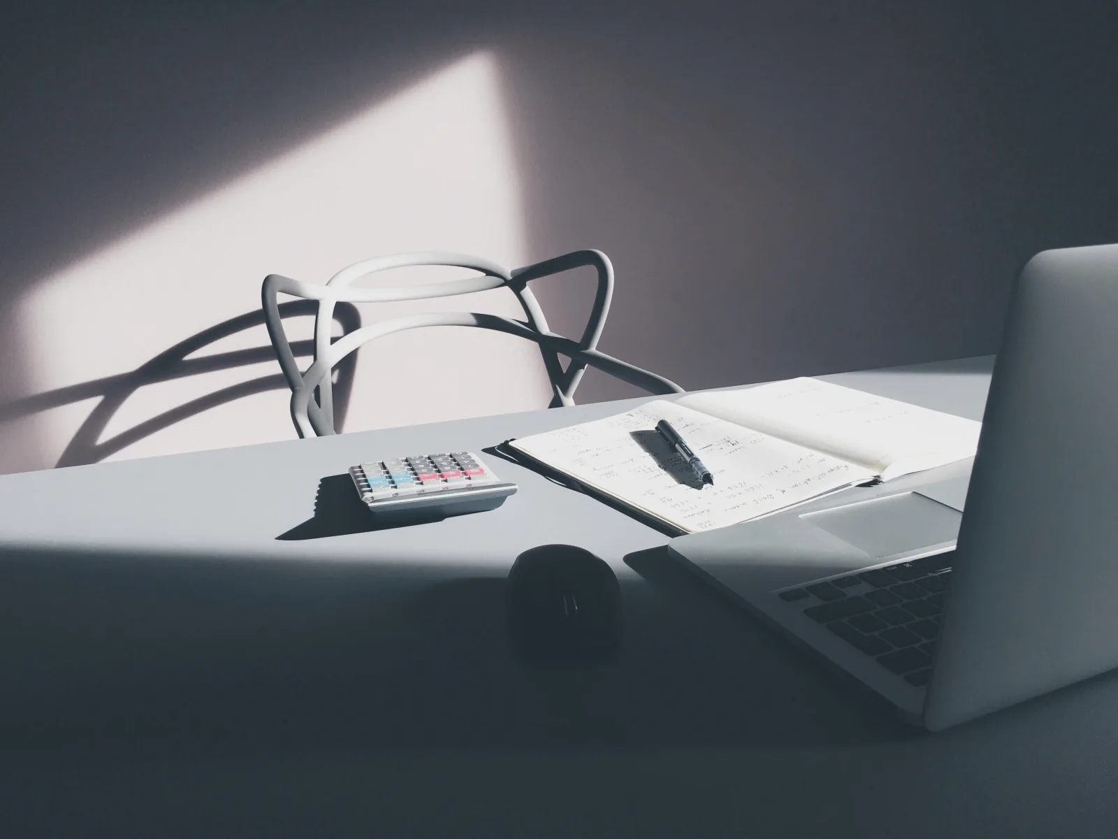 The 13-Week Cash Flow Forecast: Why It’s the Startup Standard and How to Build Yours