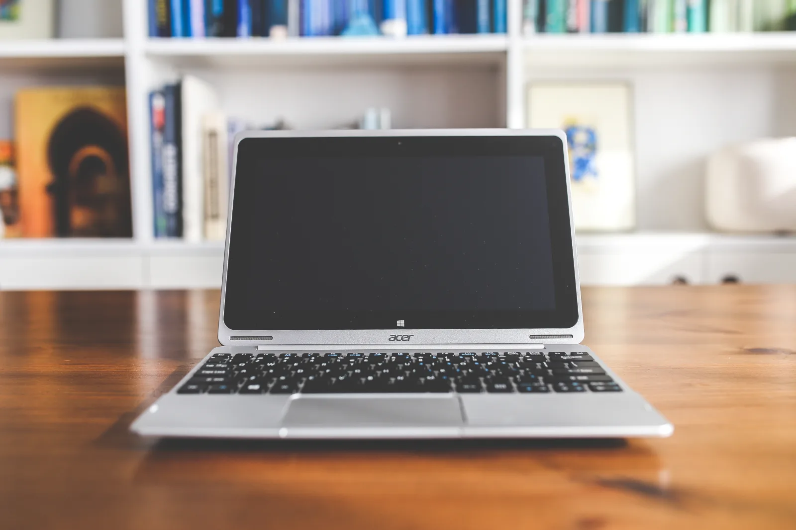 How to Choose a QuickBooks Online Bookkeeping Service: ProAdvisor Badges, Cleanup Skill, and What Actually Matters